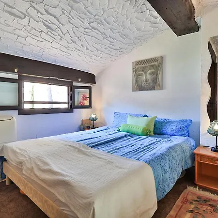 Semesterbostad Provenzalisches Haus Hannah - Garten Mit Meerblick Und Pool By Riviera Homelife *